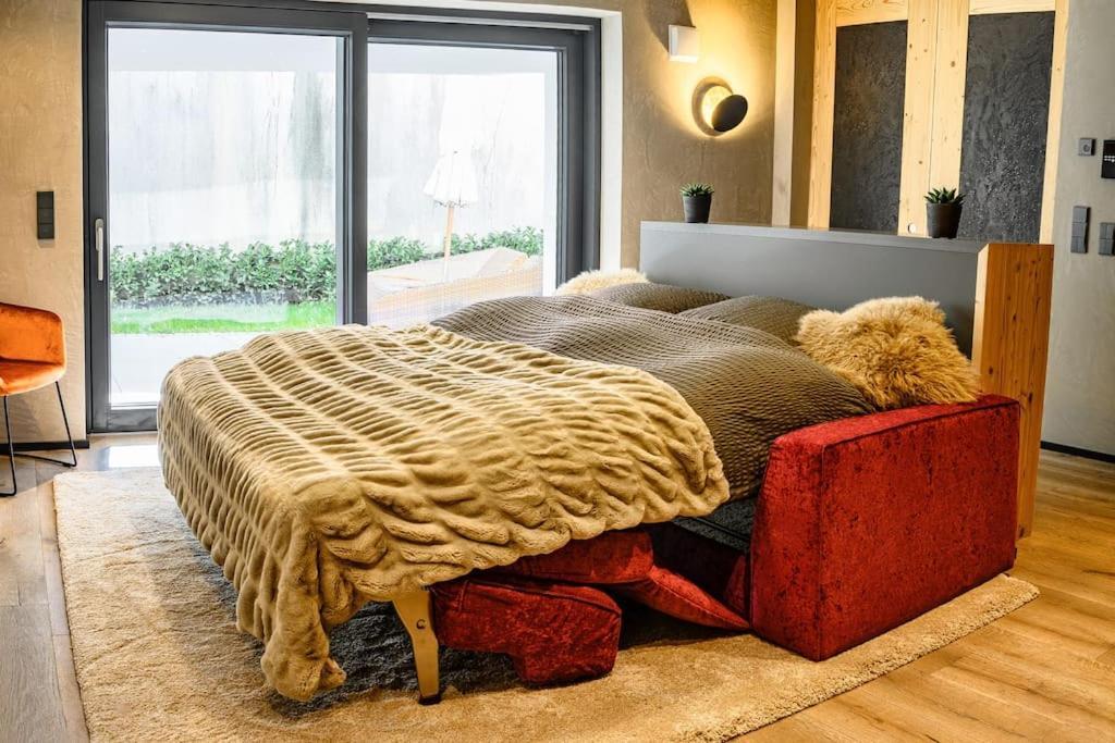 Luxurioese Seelage * FDH